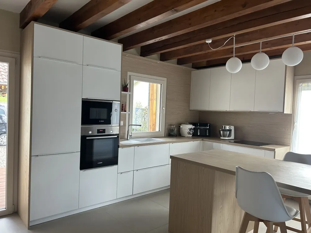 Cuisine moderne et harmonieuse