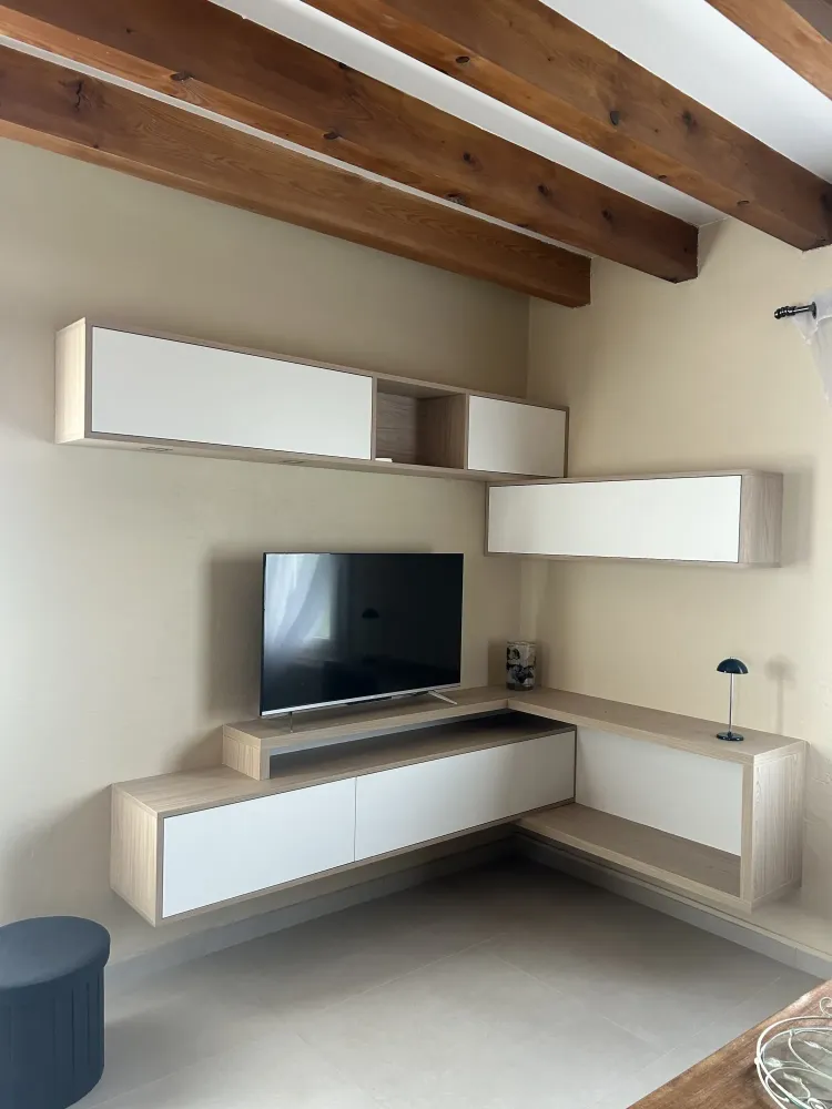 Meuble TV moderne et harmonieux